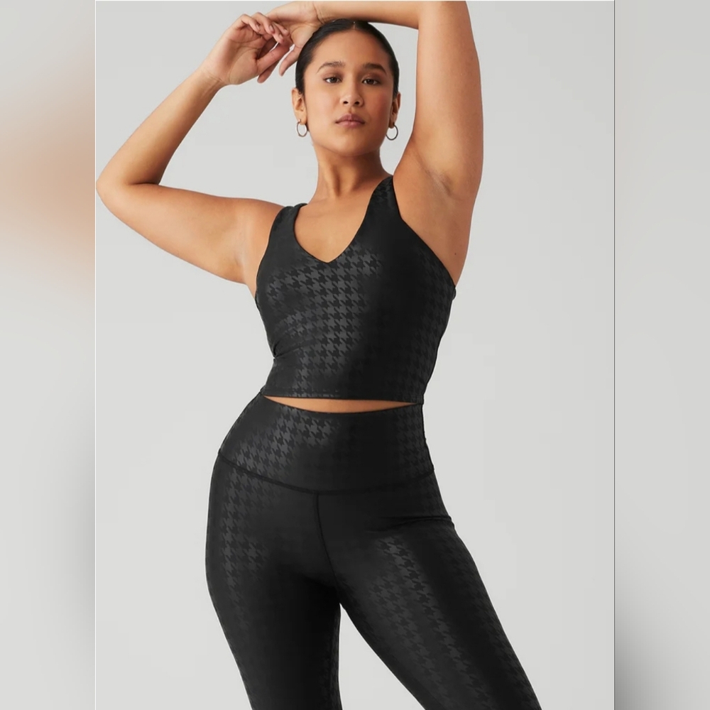 ALO Yoga Black Crop Top